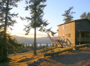 141 Chinook Trl, Eastsound, WA 98245