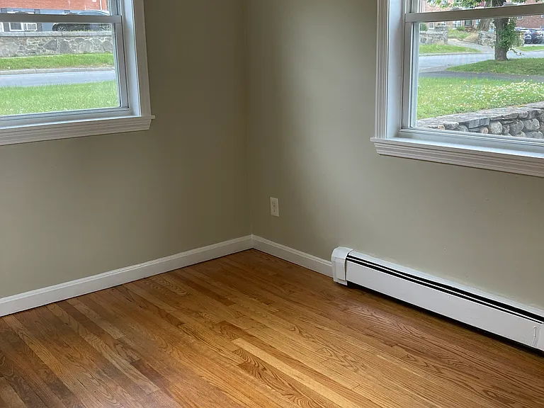 255 Nesmith St #1 — Photo 8