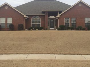 101 Ash Grove Dr, Huntsville, AL 35824
