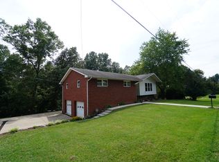 218 Ridge Rd, Raceland, KY 41169