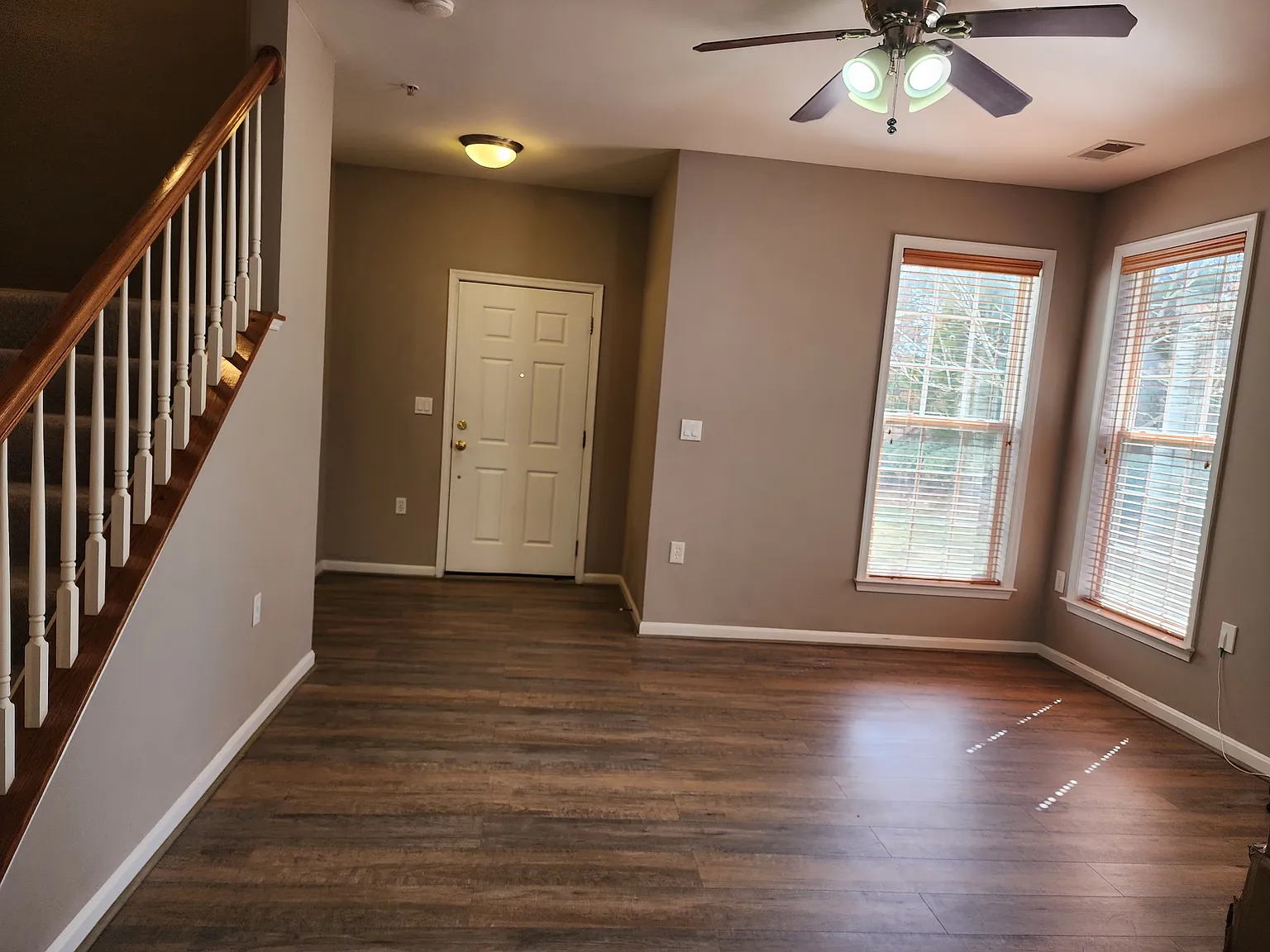3 bed, 1775 sqft, $2,950 — Photo 3