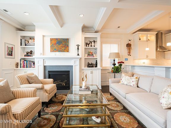 5th image of 3222 N Southport Ave #3S