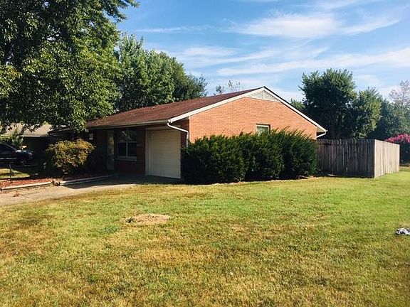 4th image of 3621 Chickasaw Dr