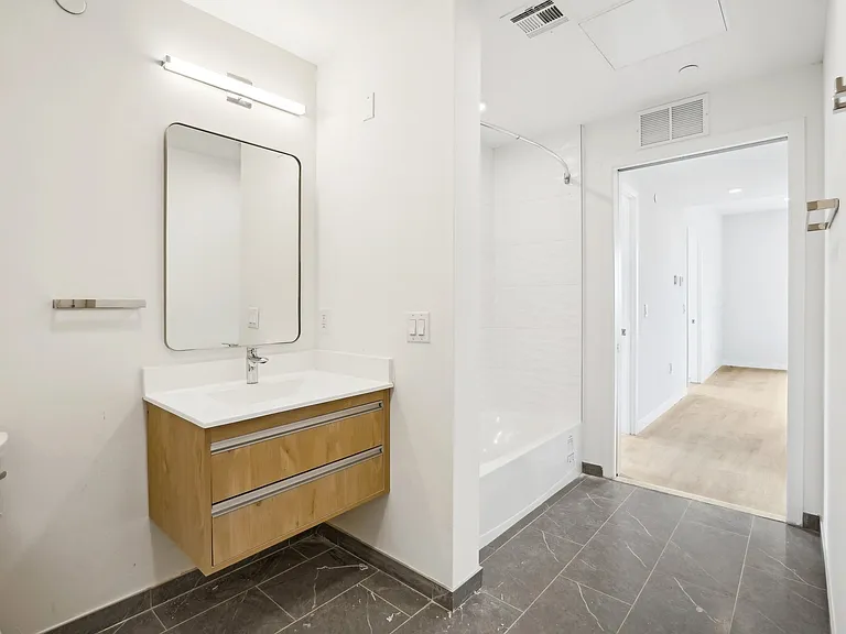41 West 25th — Photo 18