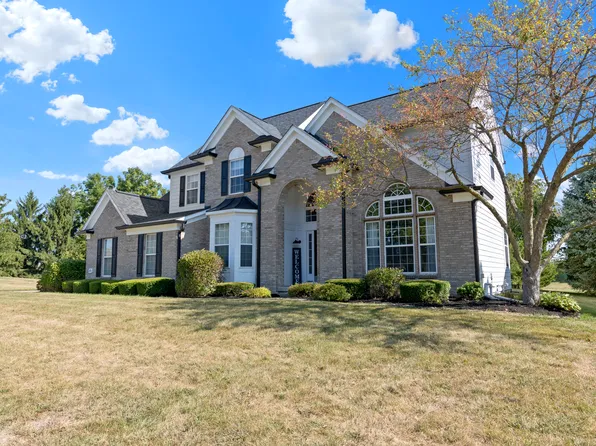 302 E Columbine Ln, Westfield, IN 46074
