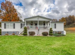 8145 Mountain Rd, Cedar Bluff, VA 24609