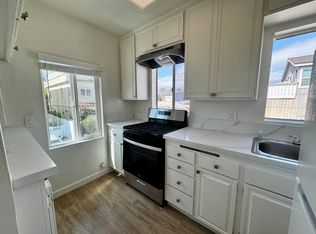 1090 Bangor Ln, Ventura, CA 93001