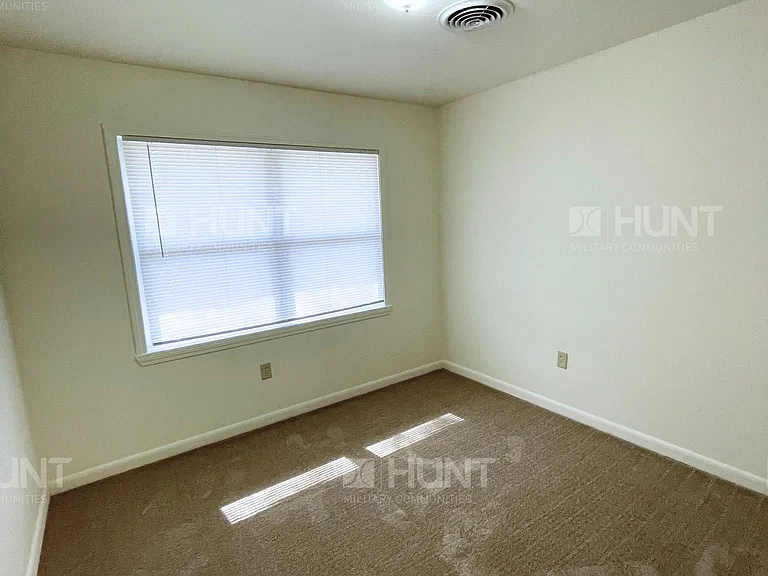 121 Dakota Dr — Photo 9