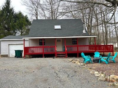 1216 Country Place Dr, Tobyhanna, PA, 18466