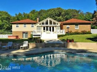 1277 Lake Forest Dr, Davidsonville, MD 21035