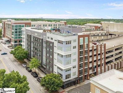 100 E Washington St APT 52, Greenville, SC, 29601