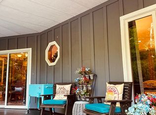 81 Mountain View Ter, Whittier, NC 28789