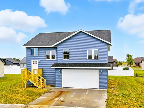 1008 S 11th Ave, Washington, IA 52353