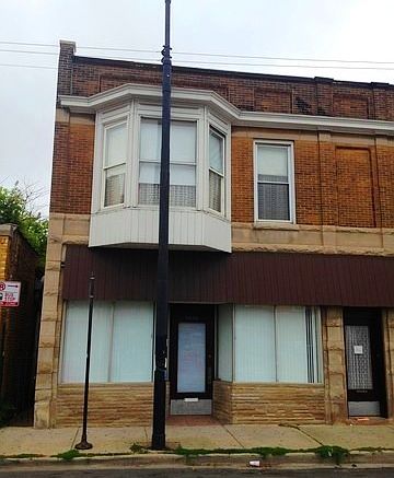 1st image of 3006 W Belmont Ave #2
