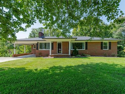 1719 E Center Street Ext, Lexington, NC, 27292