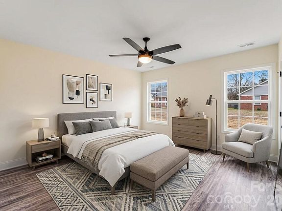 3rd image of 1082 Carolina Avenue Ext