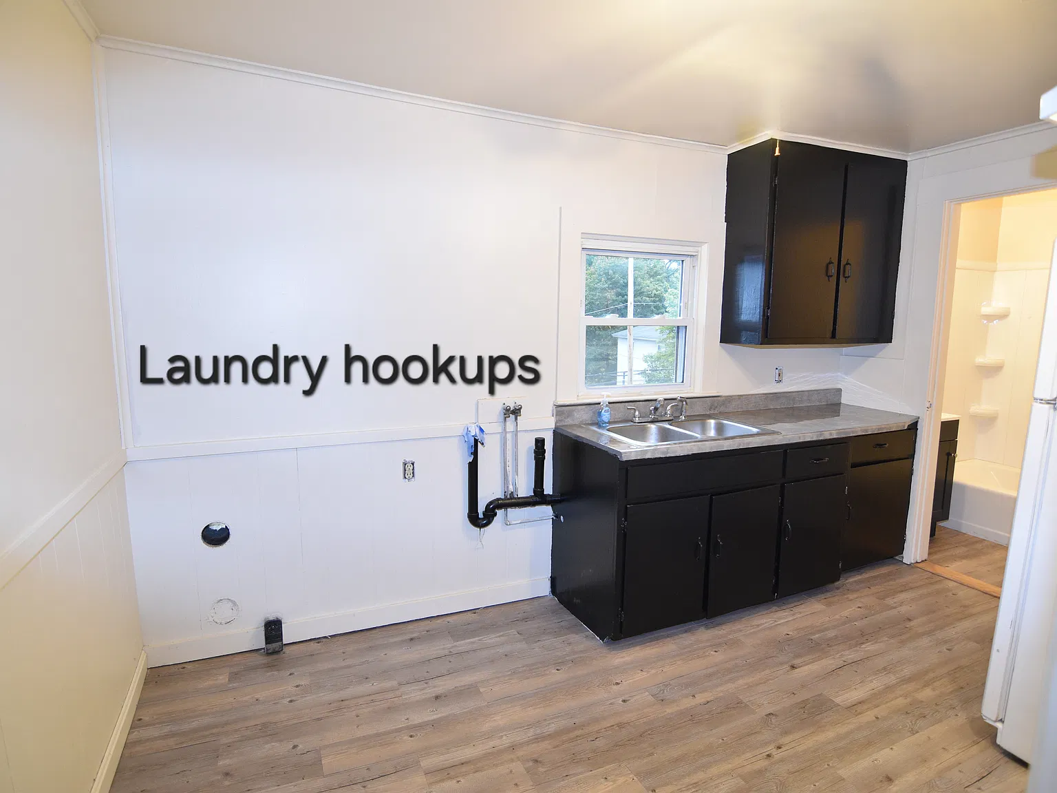 3 bed, 1000 sqft, $2,000 — Photo 4