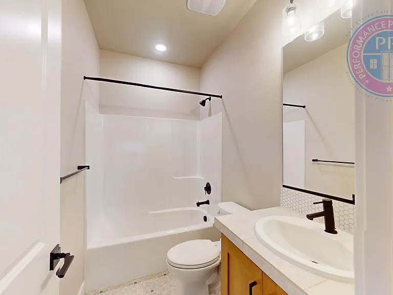 4193 SE 69th Ave — Photo 28