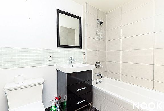 4th image of 130 Scholes St APT 4A