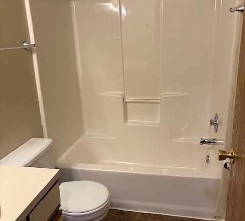 5th image of 6321 Saint Andrews Dr APT 22