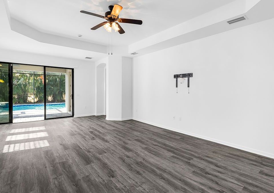2nd image of 11195 Saint Roman Way