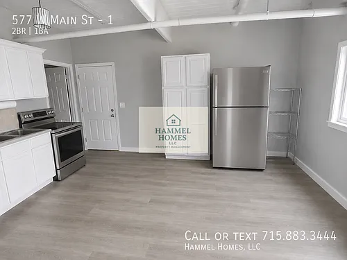 577 Main St W Photo 1