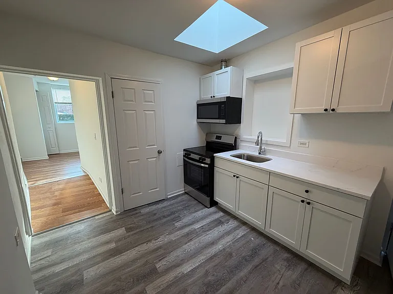 27 E Park Blvd — Photo 6