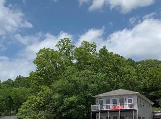 1492 Purvis Rd, Sunrise Beach, MO 65079