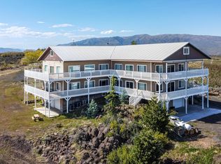 190 Cosmic Ln, Tieton, WA 98947