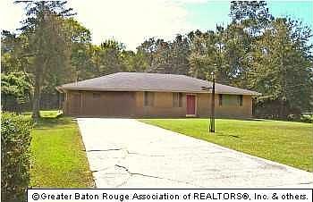 1st image of 10120 White Oak Dr