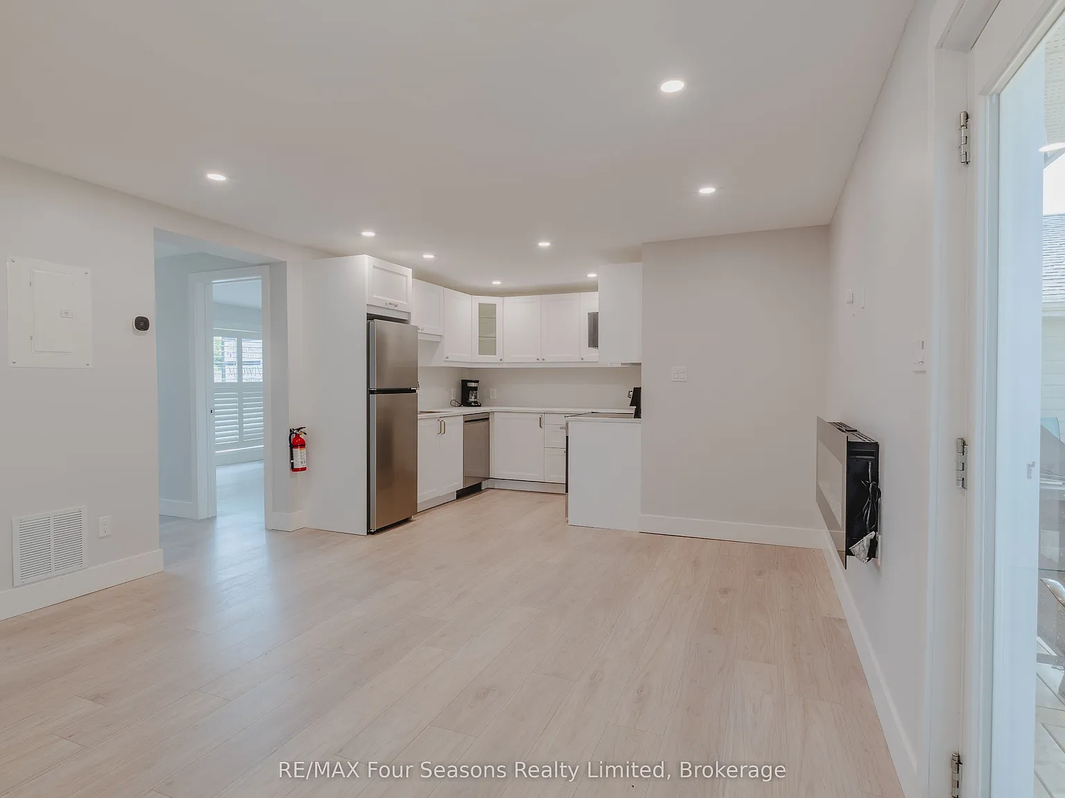 2 bed, $2,200 — Photo 2