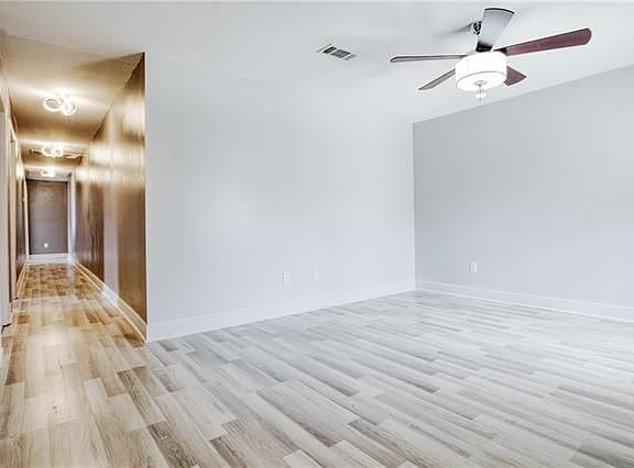 2nd image of 5912 Baccich St