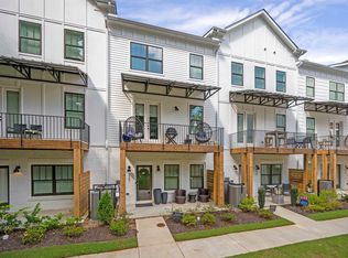 2007 Oak Ln NW, Atlanta, GA 30318