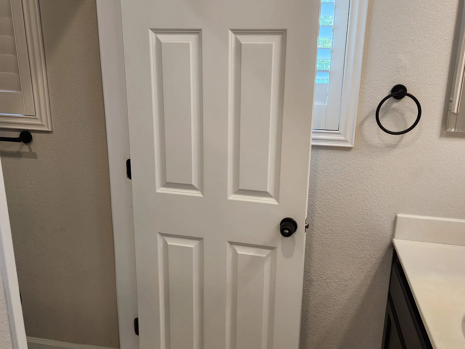 Studio, 2140 sqft, $1,200 — Photo 1