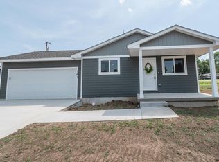 141 McCartney Ln, Neodesha, KS 66757