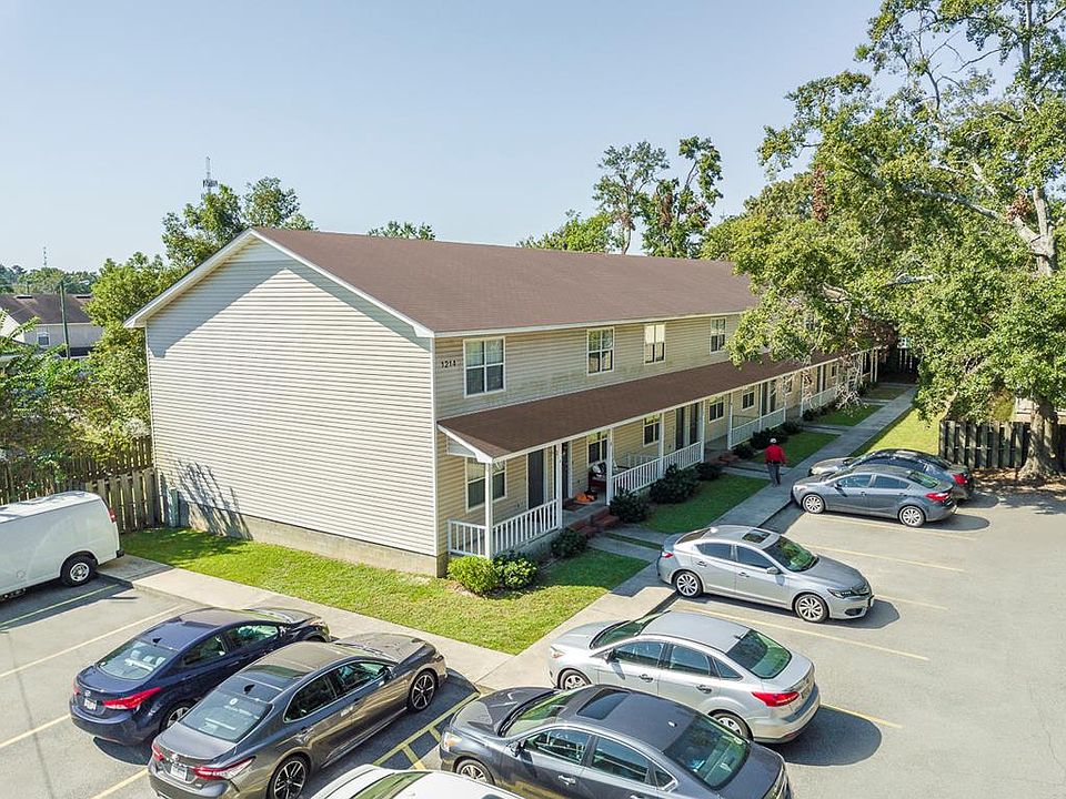 1st image of 1214 Bradley Bowen Dr
