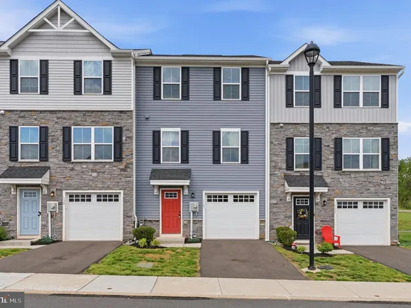 118 Nelson Ln, Pottstown, PA 19464