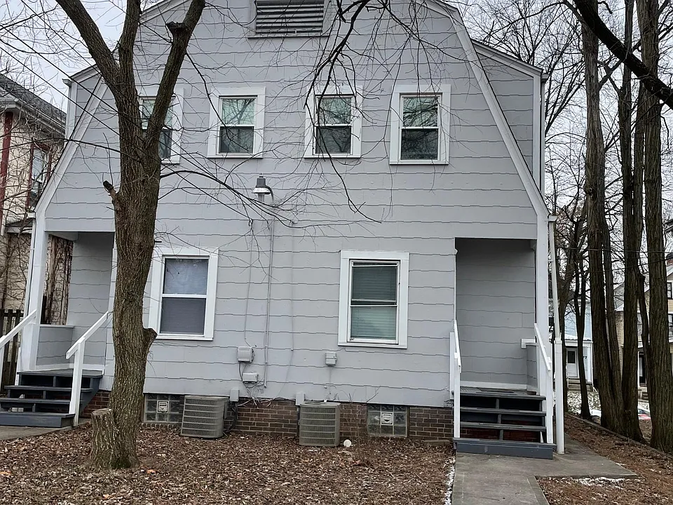 72 W Blake Ave #72