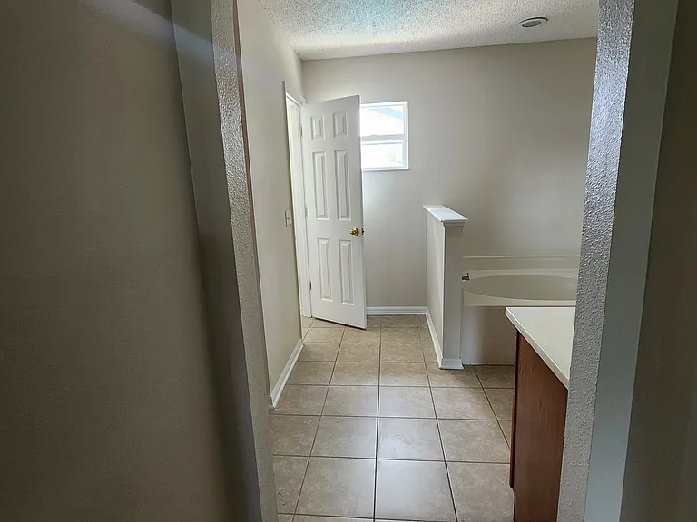 6288 Swan Ln — Photo 5