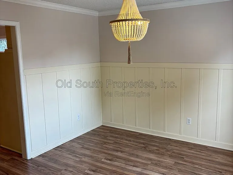 3111 Leesburg Sq — Photo 4