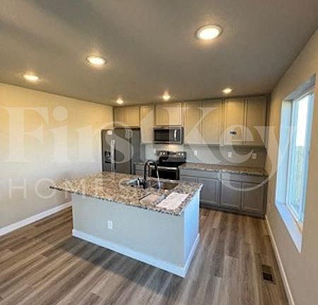 4th image of 10190 Luneth Dr