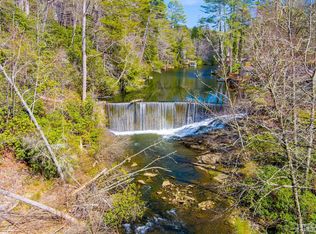 Vinca Ln, Highlands, NC 28741