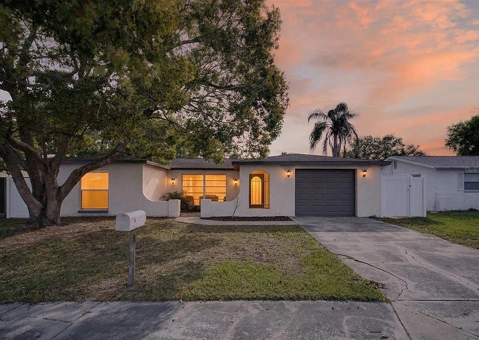 1st image of 10028 Vineyard Ln