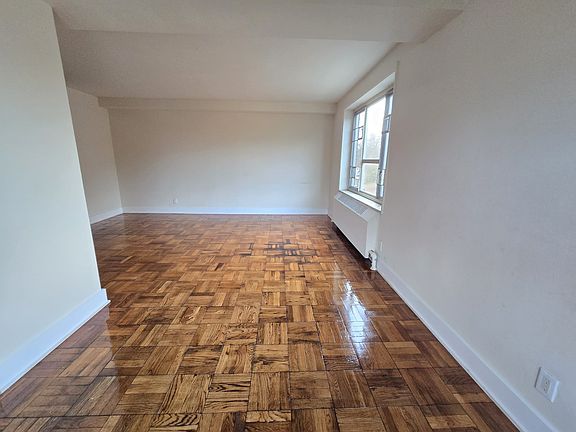 4th image of 196-12 67th Ave #A
