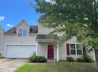 6010 Brookfield Pointe Dr, Charlotte, NC 28216