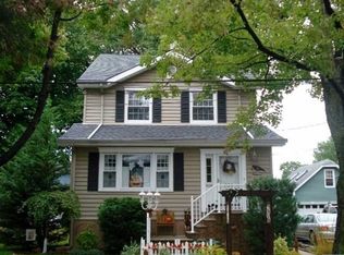 829 Elm Ave #2, Ridgefield, NJ 07657