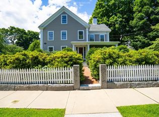 17 Chestnut St, Dedham, MA 02026