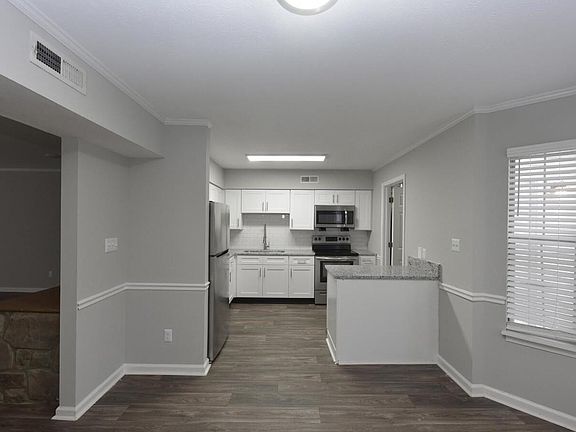 3rd image of 1324 Sun Way
