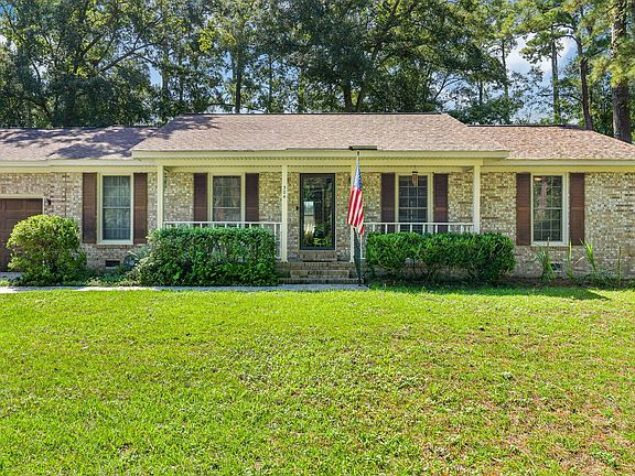 5th image of 304 Summercourt Dr