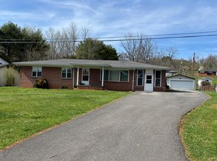 4127 Steelsburg Hwy, Cedar Bluff, VA 24609